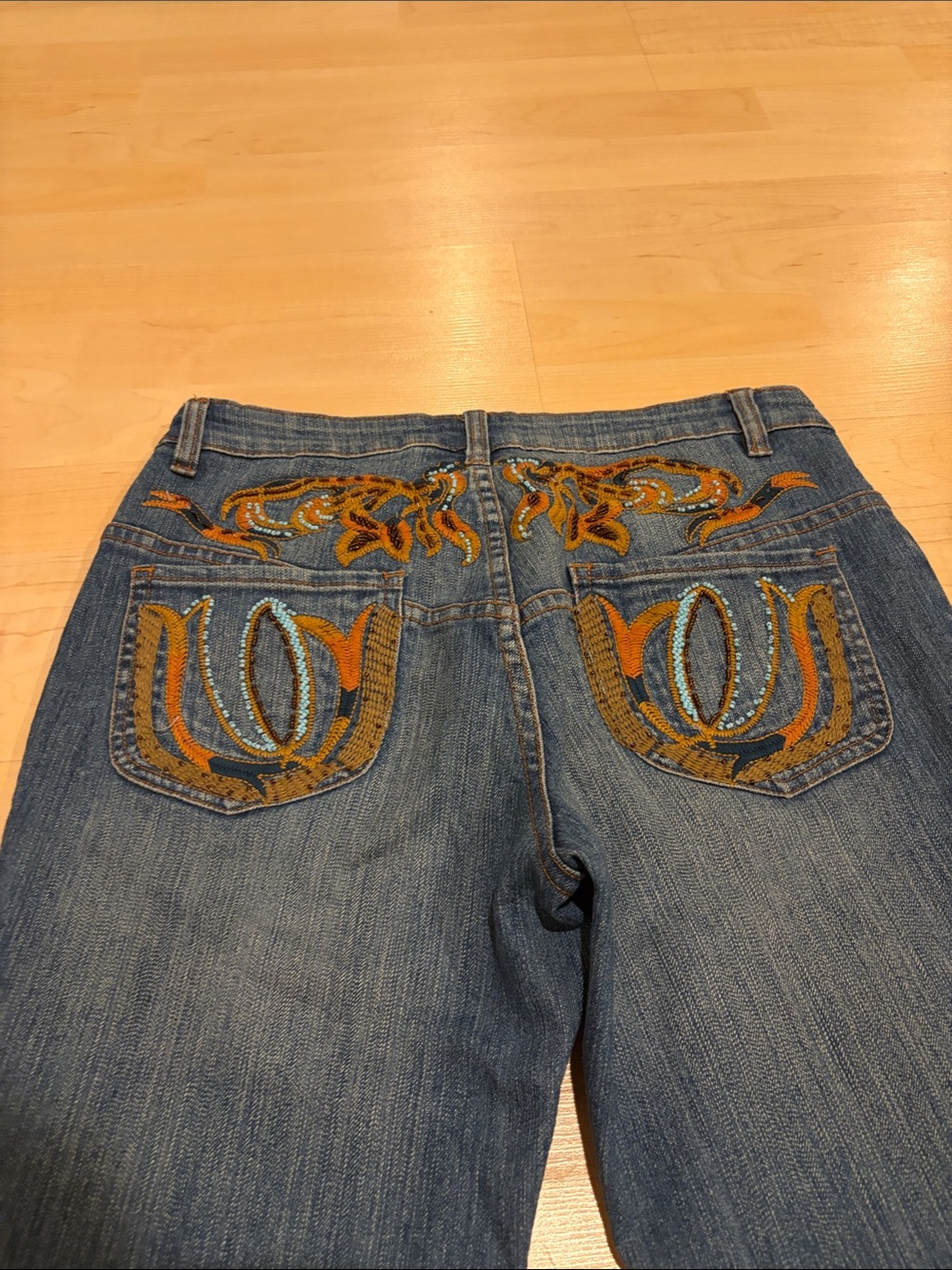 Boston Proper Boho Festival Flare Jeans Size 6 Embroidered Beaded Denim